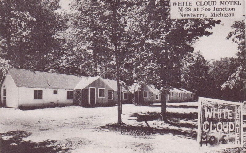 White Cloud Motel